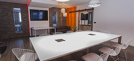 Les Locations - Coworking - Salle de réunion - Bureaux à partager